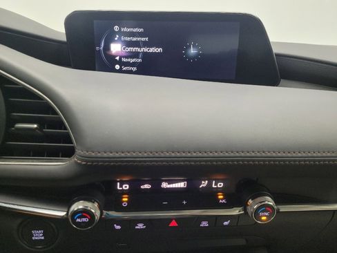 Used 2019 MAZDA MAZDA3 Sedan w/ Preferred Package image 25