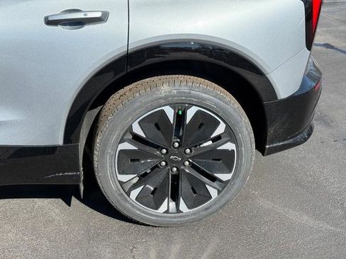 New 2026 Chevrolet Blazer EV RS image 5