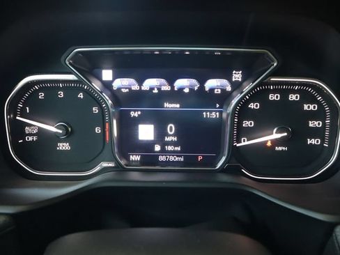 Used 2021 GMC Yukon Denali w/ Denali Premium Package AWD/4WD image 30