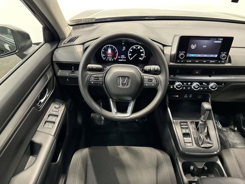 Certified 2025 Honda CR-V EX image 21