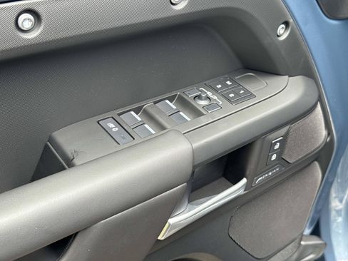 Certified 2026 Land Rover Defender 110 S AWD/4WD image 19
