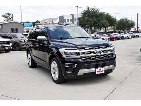 Used 2023 Ford Expedition Platinum RWD image 6