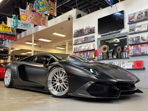 Used 2014 Lamborghini Aventador LP 720-4 50th Anniversario AWD/4WD image 1