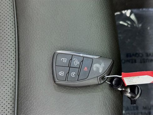 Used 2024 GMC Sierra 3500 Denali w/ Denali Reserve Package image 41