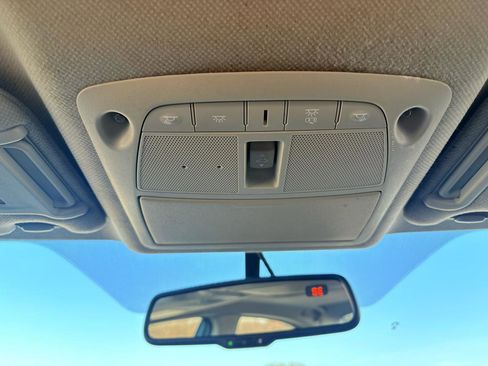 Used 2013 Nissan Sentra SR w/ Premium Pkg image 48