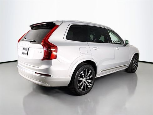 Certified 2025 Volvo XC90 B5 Core image 7