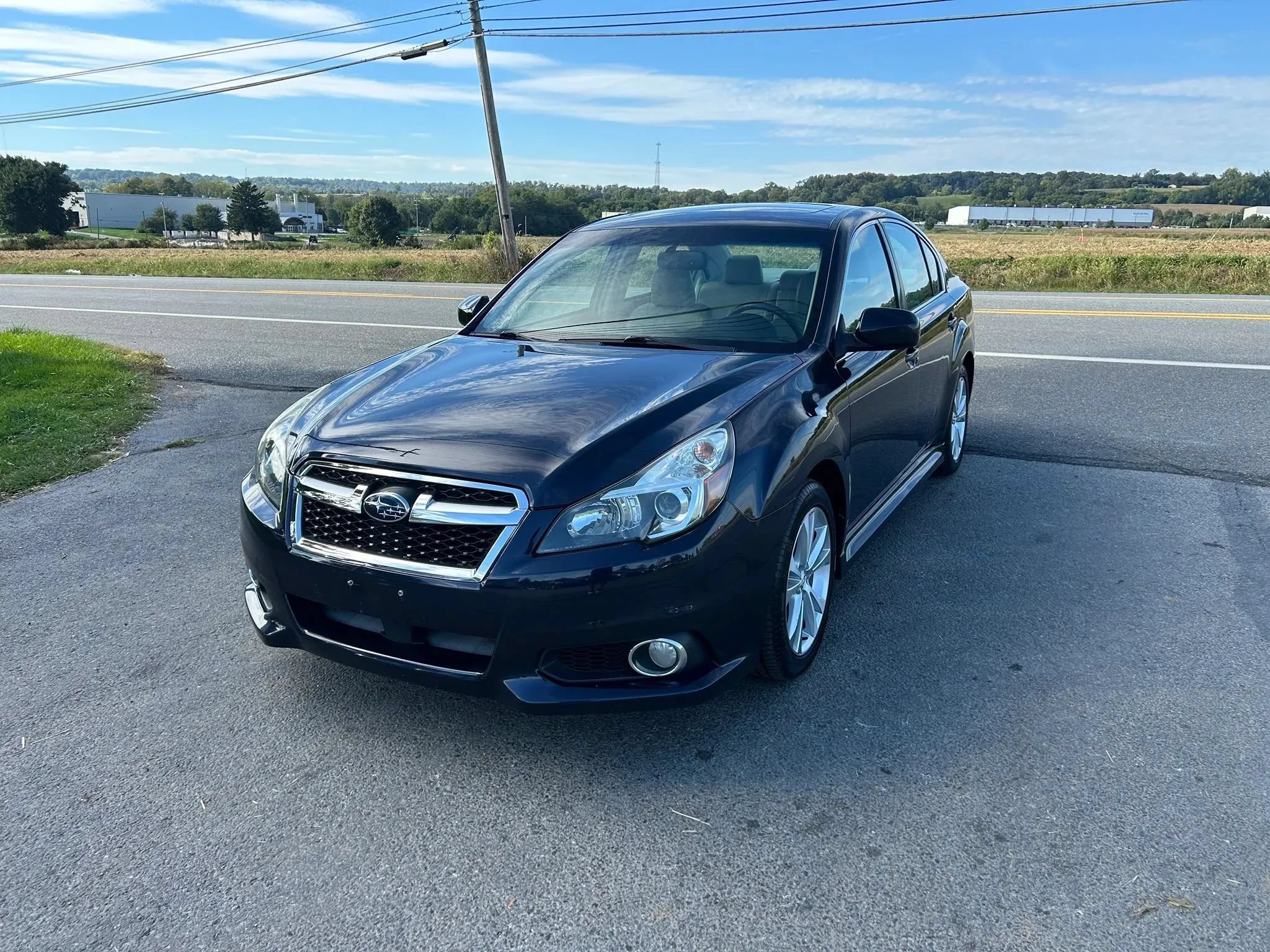 Used 2013 Subaru Legacy 2.5i Limited AWD/4WD image 5
