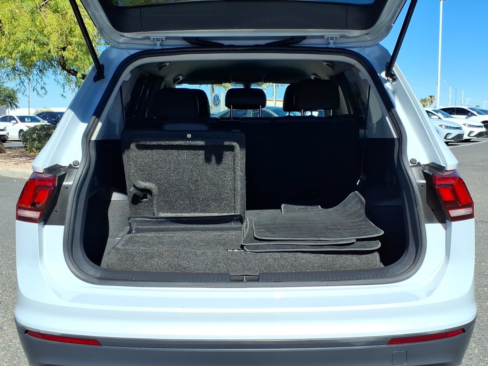 Used 2019 Volkswagen Tiguan SE FWD image 17