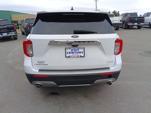 Used 2023 Ford Explorer Limited image 8