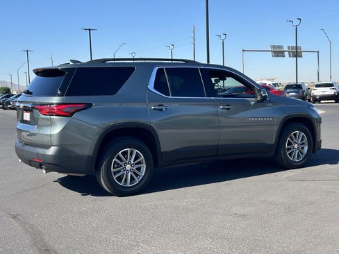 Used 2023 Chevrolet Traverse LT AWD/4WD image 6