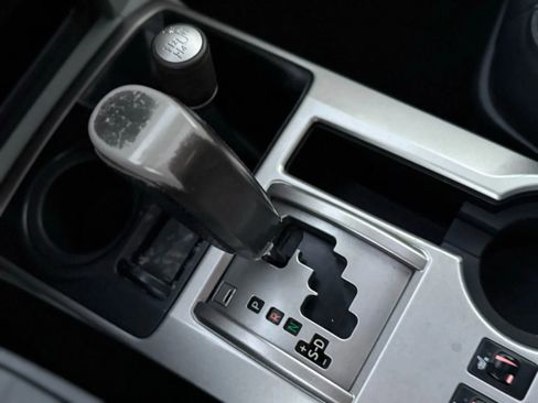 Used 2010 Toyota 4Runner SR5 image 38