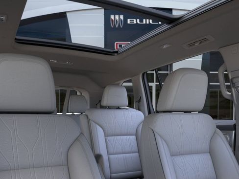 New 2026 Buick Enclave Avenir image 24