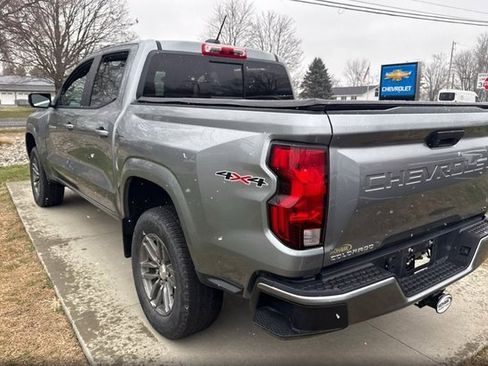 Used 2024 Chevrolet Colorado LT w/ LT Convenience Package image 4