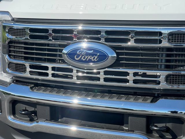 New 2026 Ford F250 XLT w/ FX4 Off-Road Package AWD/4WD image 31