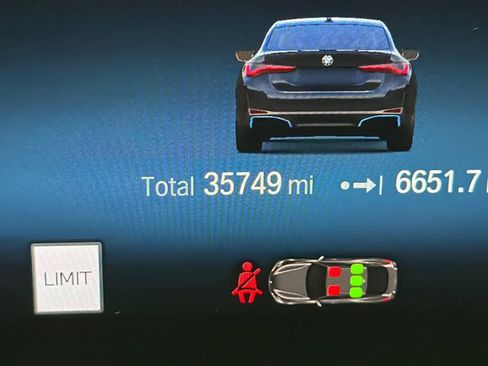 Used 2023 BMW i4 eDrive35 w/ Premium Package RWD image 25