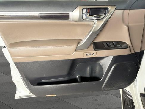 Certified 2023 Lexus GX 460 Premium w/ Accessory Package AWD/4WD image 8