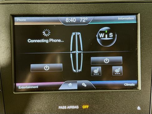 Used 2016 Lincoln MKZ FWD image 21
