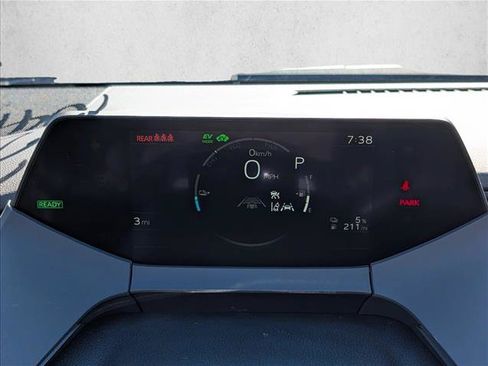 New 2026 Toyota Prius Plug-In Hybrid FWD image 26