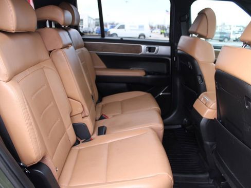 Used 2024 Hyundai Santa Fe Limited image 21