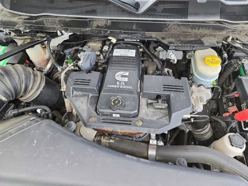 Used 2020 RAM 2500 Laramie AWD/4WD image 13