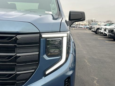 New 2026 GMC Sierra 1500 Elevation w/ Elevation Select Package AWD/4WD image 12