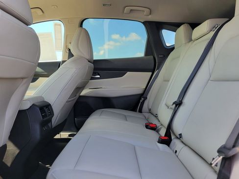 New 2025 Nissan Murano SV AWD/4WD image 17
