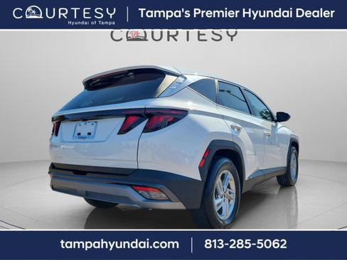 Certified 2026 Hyundai Tucson SE image 3