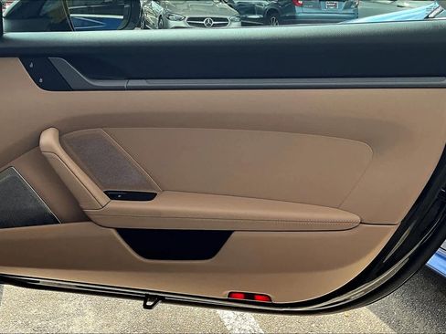 Used 2022 Porsche 911 Carrera image 21