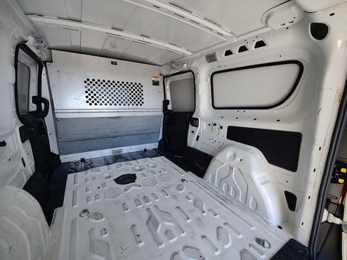 Used 2021 RAM ProMaster City Tradesman image 10