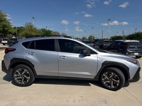 Certified 2024 Subaru Crosstrek 2.0i Premium image 2