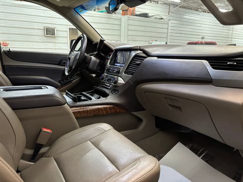 Used 2020 Chevrolet Tahoe Premier AWD/4WD image 26