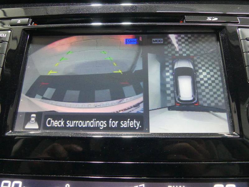 Used 2017 Nissan Rogue SV w/ SV Premium Package FWD image 15