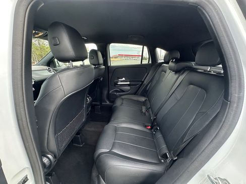 Used 2022 Mercedes-Benz GLA 250 4MATIC w/ Premium Package Lite image 18