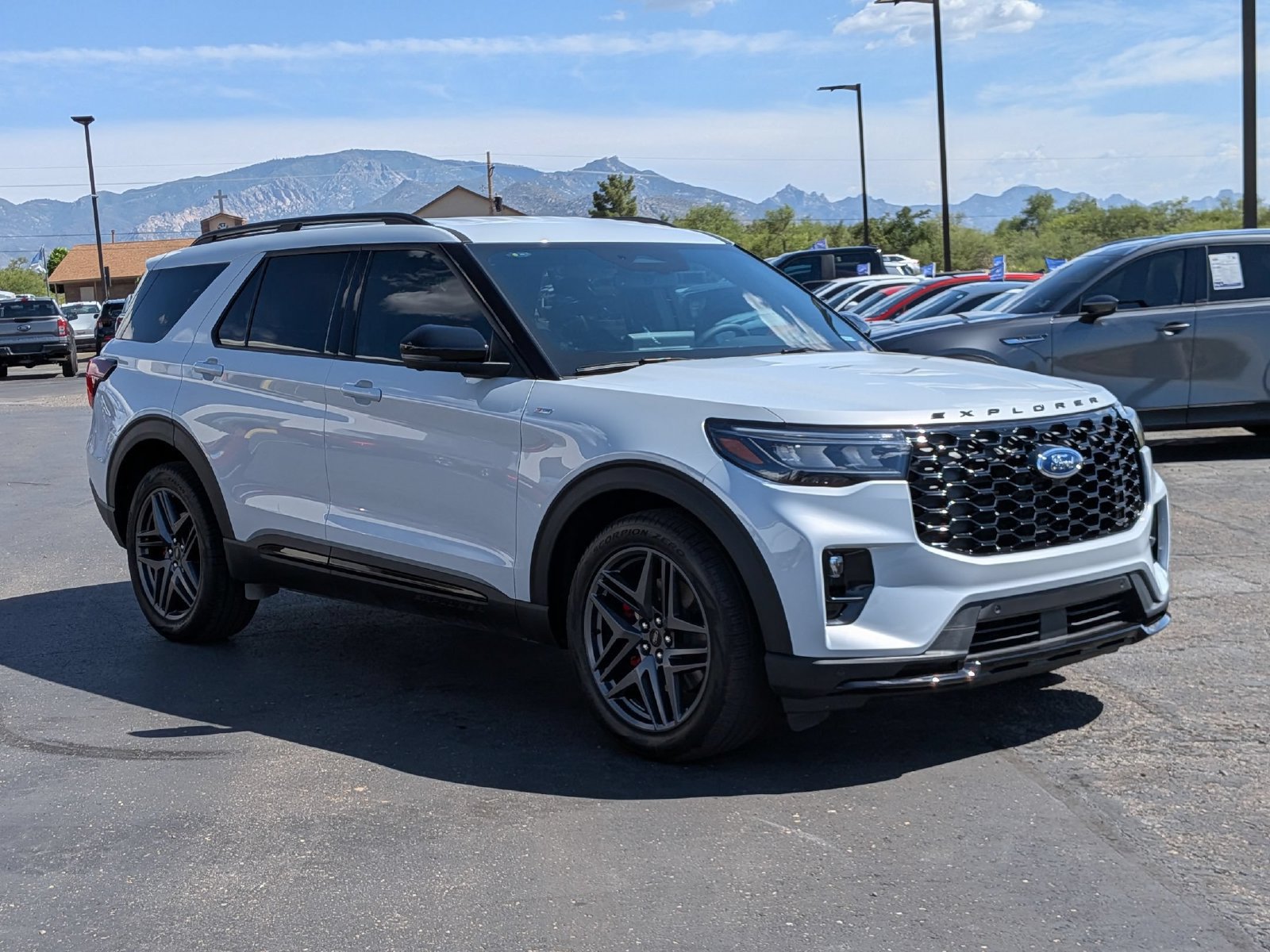 New 2026 Ford Explorer ST-Line w/ ST-Line Street Pack RWD image 3