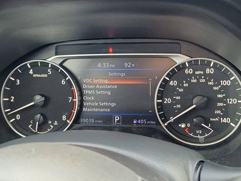 Certified 2025 Nissan Altima 2.5 SV FWD image 27