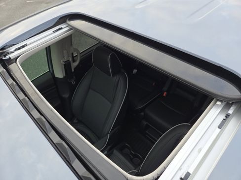 New 2026 Honda Odyssey Touring image 4