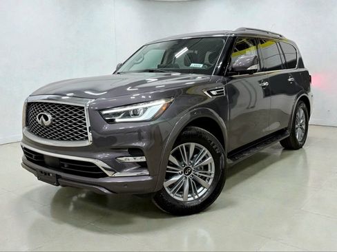 Used 2024 INFINITI QX80 Luxe image 3