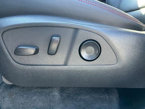 Used 2024 Chevrolet Traverse RS image 23