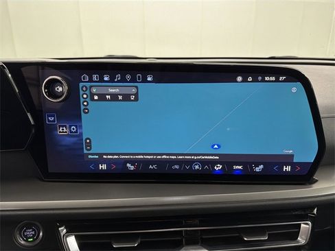 Certified 2025 Chevrolet Traverse LT image 27