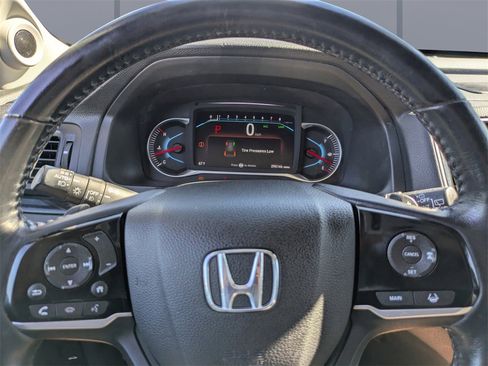 Used 2022 Honda Pilot Touring image 33