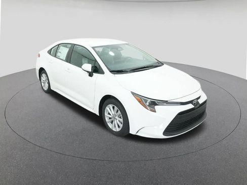 New 2026 Toyota Corolla LE image 13
