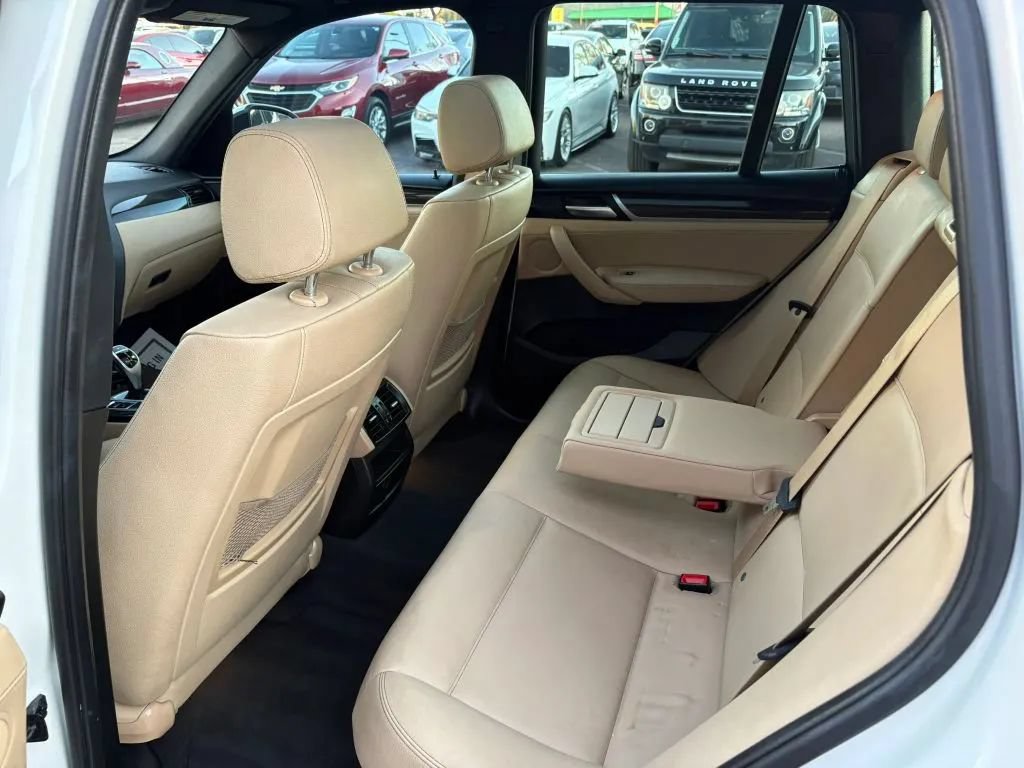 Used 2016 BMW X3 sDrive28i RWD image 10