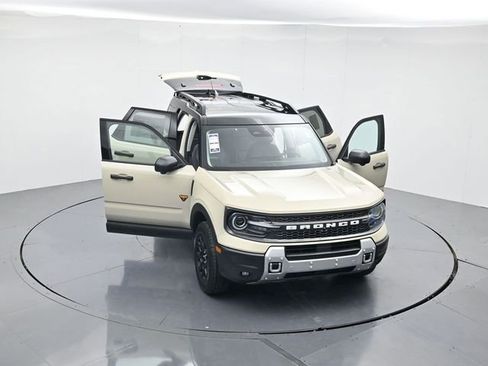 New 2025 Ford Bronco Sport Badlands w/ Badlands Tech Package AWD/4WD image 48