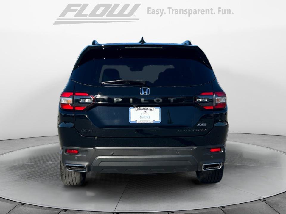 Certified 2025 Honda Pilot Black Edition image 6