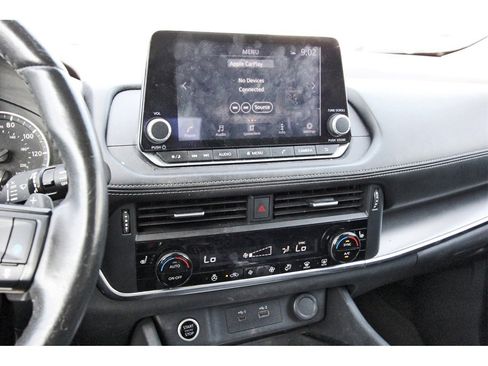 Used 2023 Nissan Rogue SV w/ SV Premium Package image 15