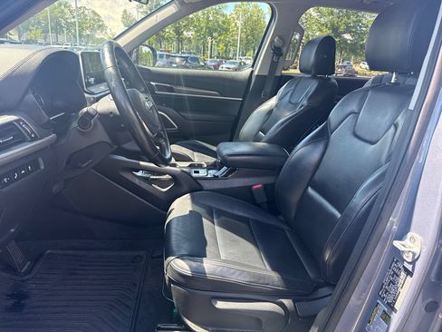 Used 2020 Kia Telluride LX FWD image 12
