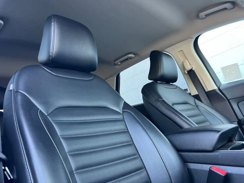 Used 2024 Ford Edge SEL image 18