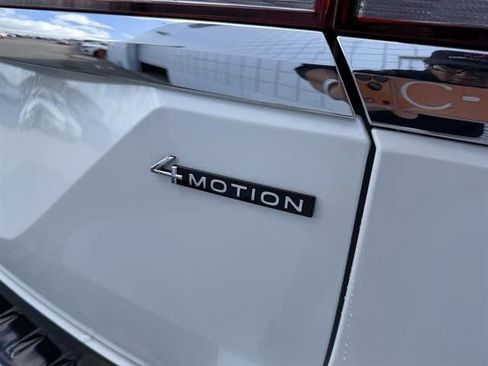 New 2026 Volkswagen Atlas SEL Premium R-Line image 12