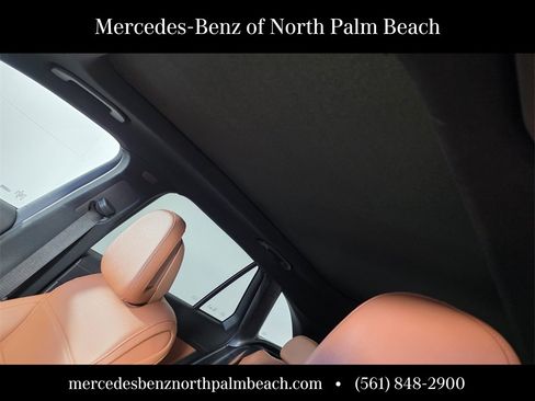 Used 2023 Mercedes-Benz GLC 300 GLC 300 image 10