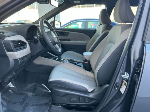 Used 2025 Subaru Forester Premium image 34